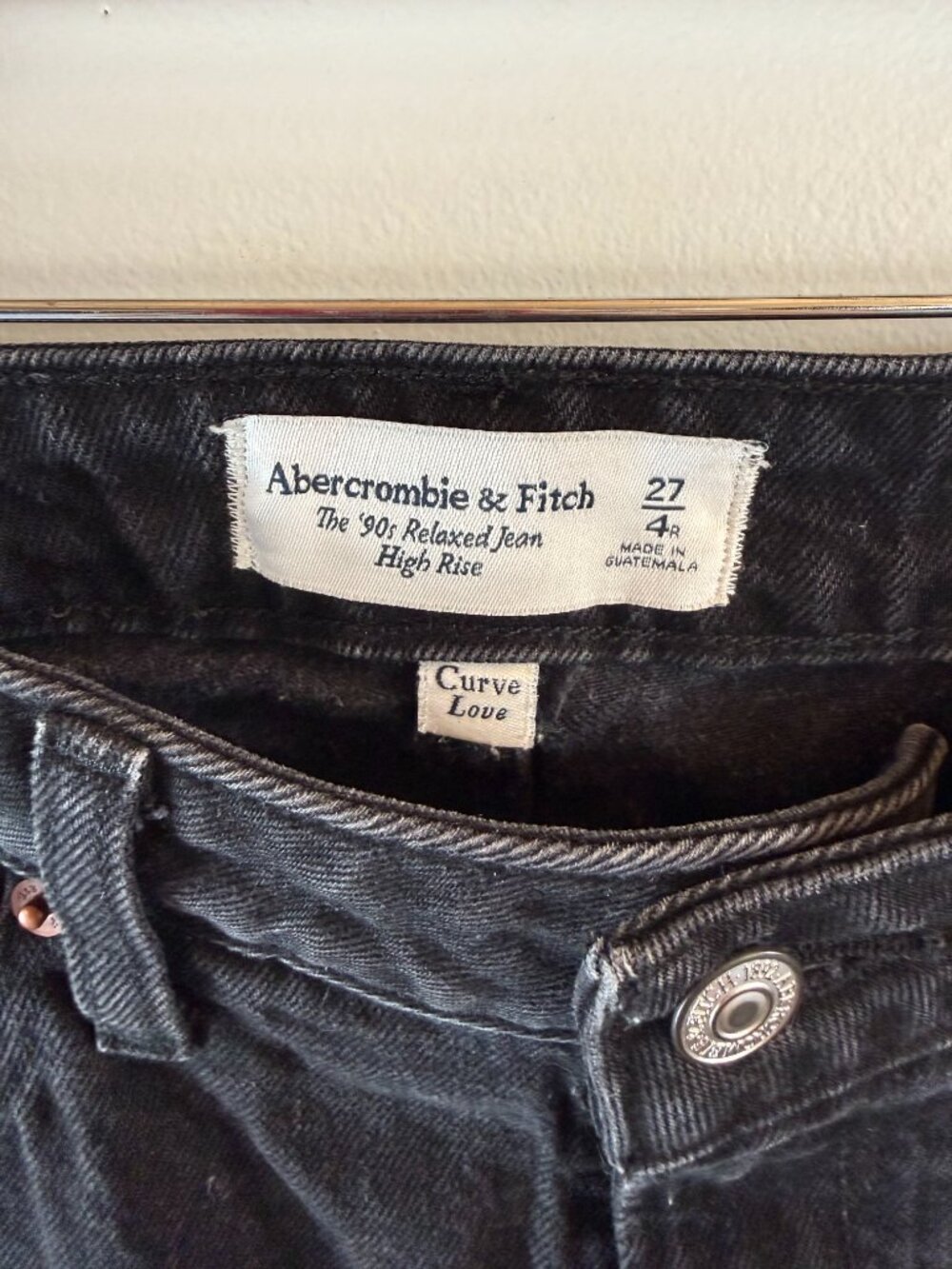 Abercrombie & Fitch 90’s Relaxed Jean High Rise Washed Black Curve Love size 27 - Picture 4 of 4